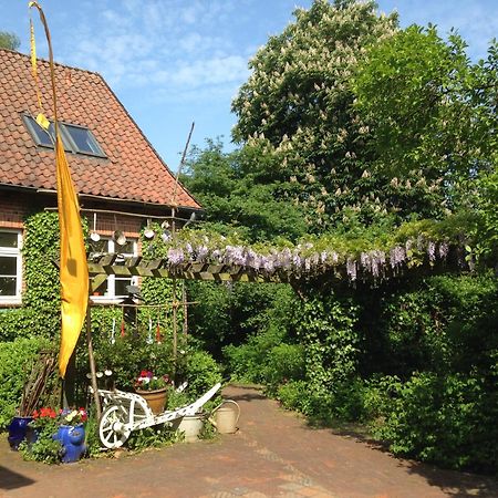 Privatzimmer Alte Schule Suderburg Eksteriør billede